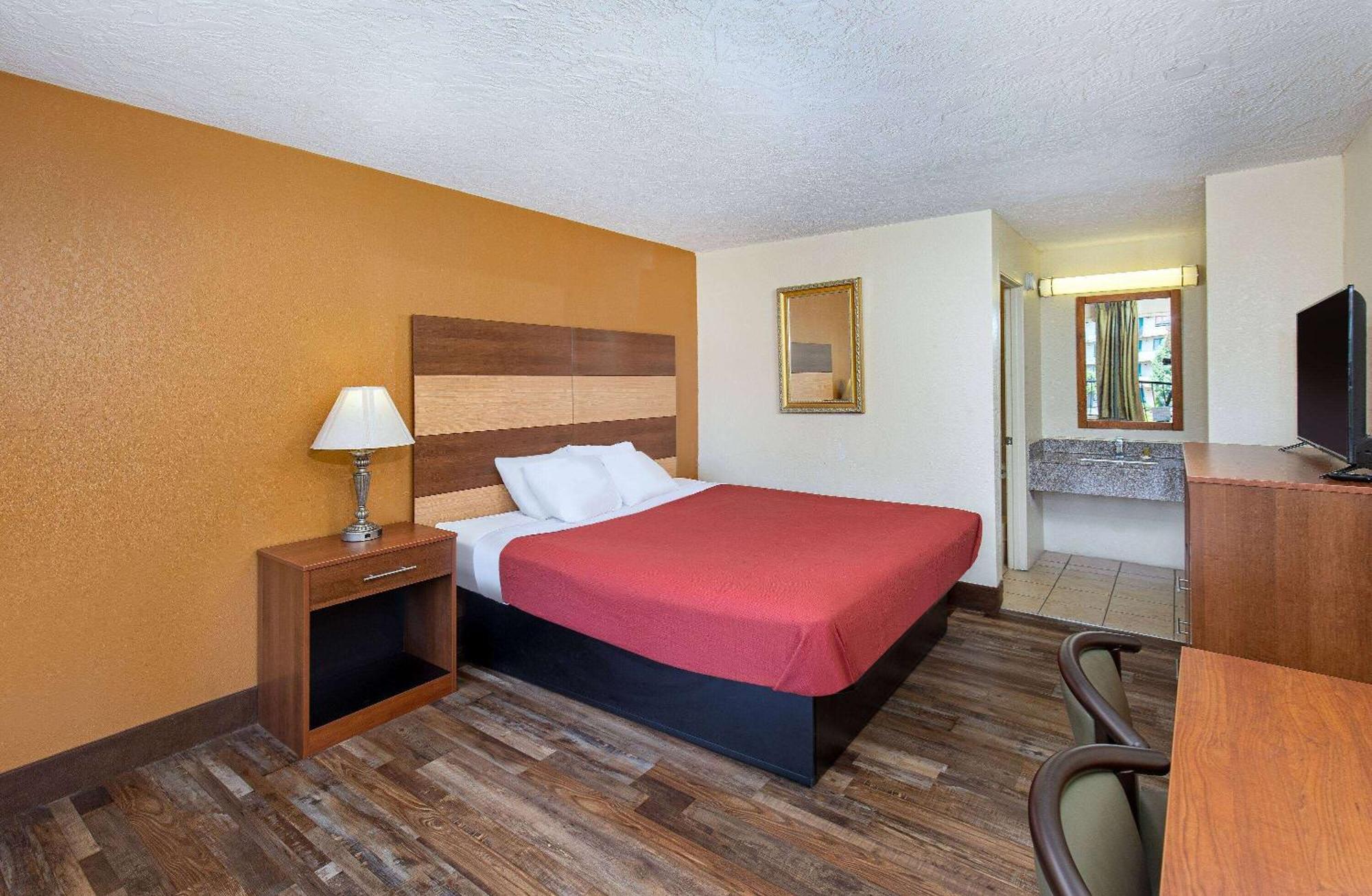 Americana Inn A Travelodge By Wyndham Pigeon Forge Eksteriør bilde