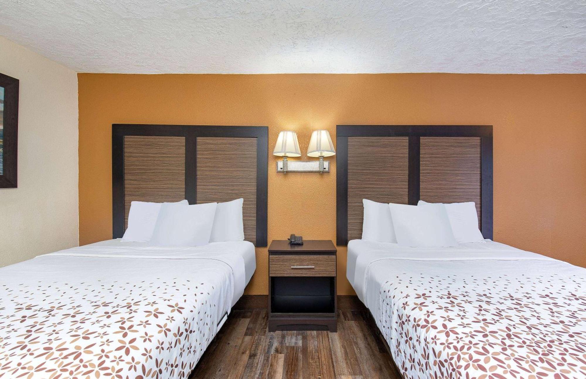 Americana Inn A Travelodge By Wyndham Pigeon Forge Eksteriør bilde